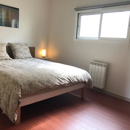 Rez De Chaussee Guest house *